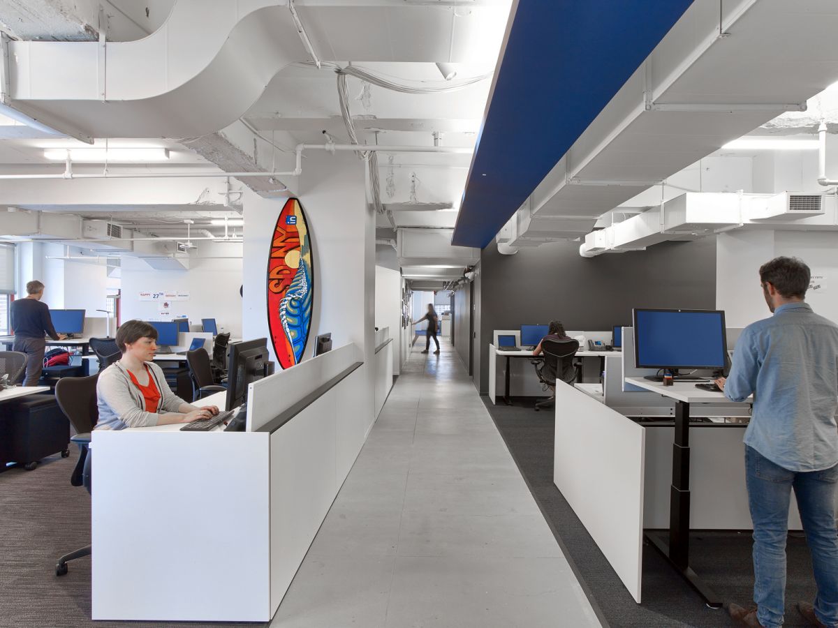 Hình 20: Thiết kế văn phòng LinkedIn mang đến lối thiết kế kiến trúc hiện đại, sang trọng
(Nguồn: Linkedln)