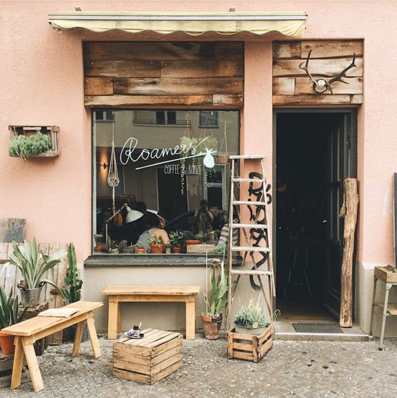 Sơn hiệu ứng Waldo-sơn hiệu ứng-Phong cách Coastal mang đến vẻ đẹp nhẹ nhàng cho thiết kế quán Coffee nhỏ